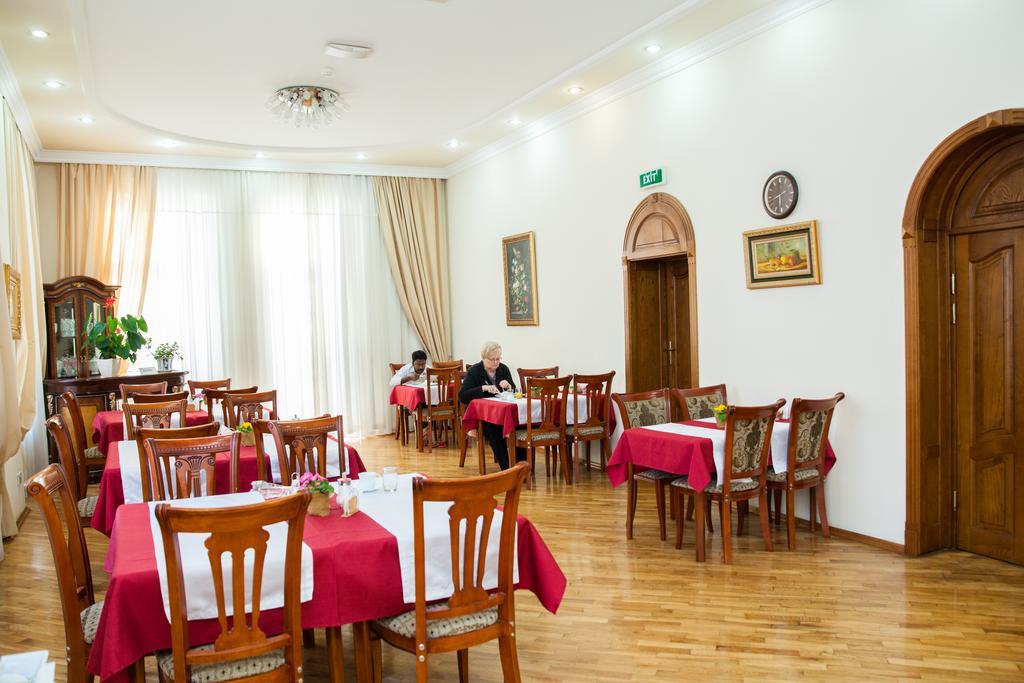 Azcot Hotel Baku Exterior photo