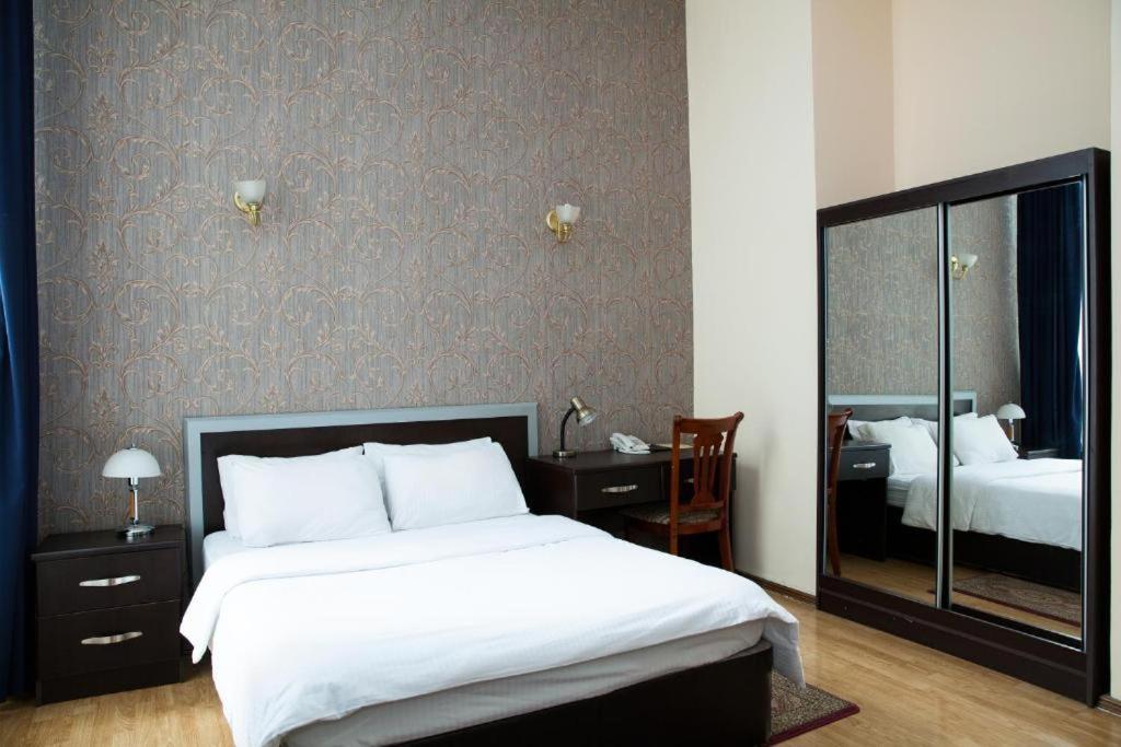 Azcot Hotel Baku Exterior photo